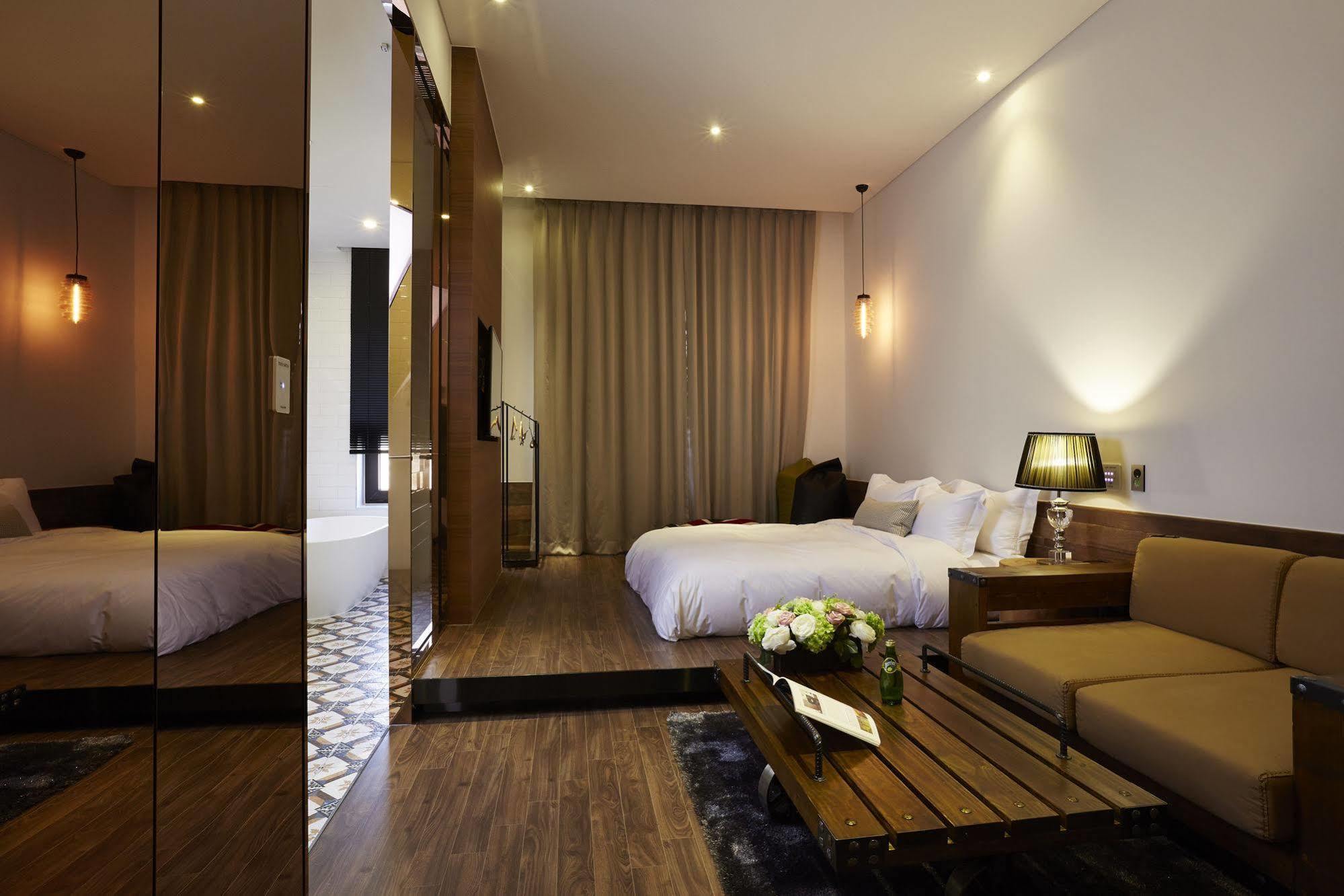 Chungbuk Inno City Namoo Hotel Eumseong المظهر الخارجي الصورة