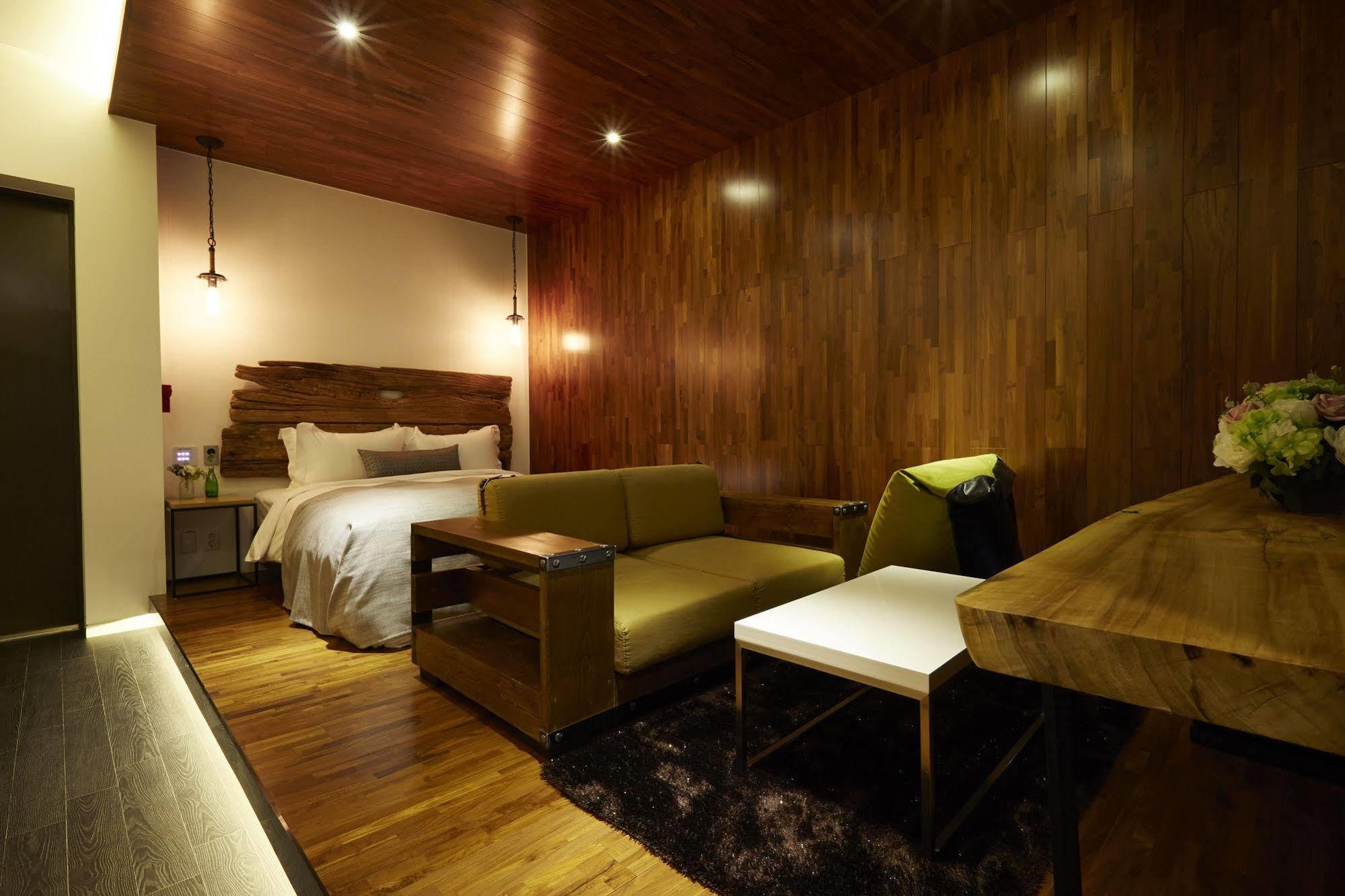 Chungbuk Inno City Namoo Hotel Eumseong المظهر الخارجي الصورة
